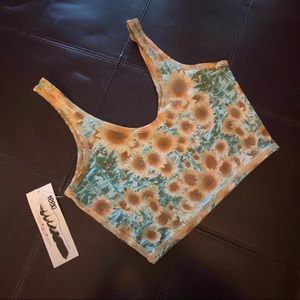 Teeki sunrise lover tank 💛